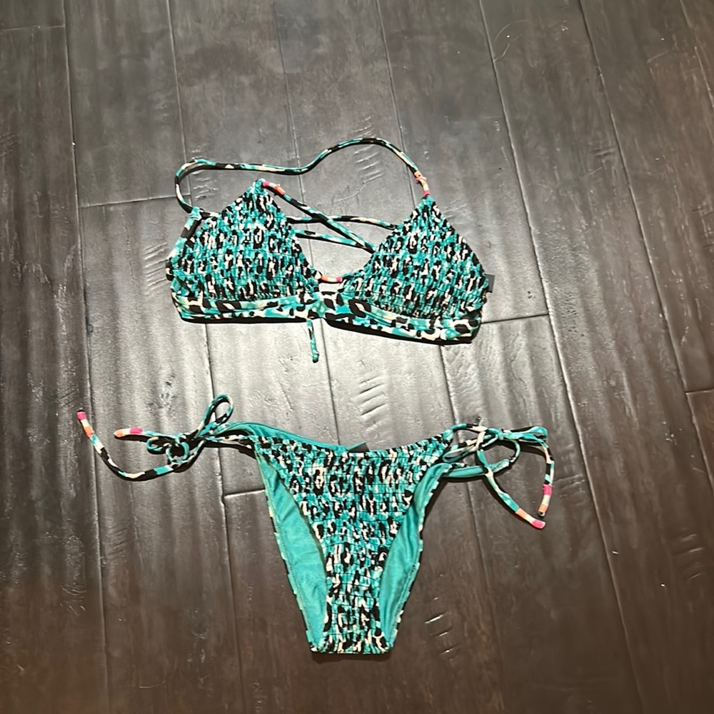 Hurley bikini